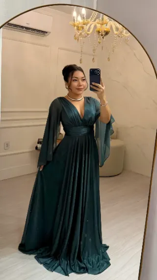 LONGO EM TULE CAPA